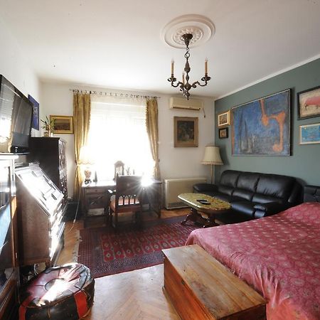 99 Muses Apartments Dordegol Екстер'єр фото