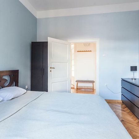 99 Muses Apartments Dordegol Екстер'єр фото