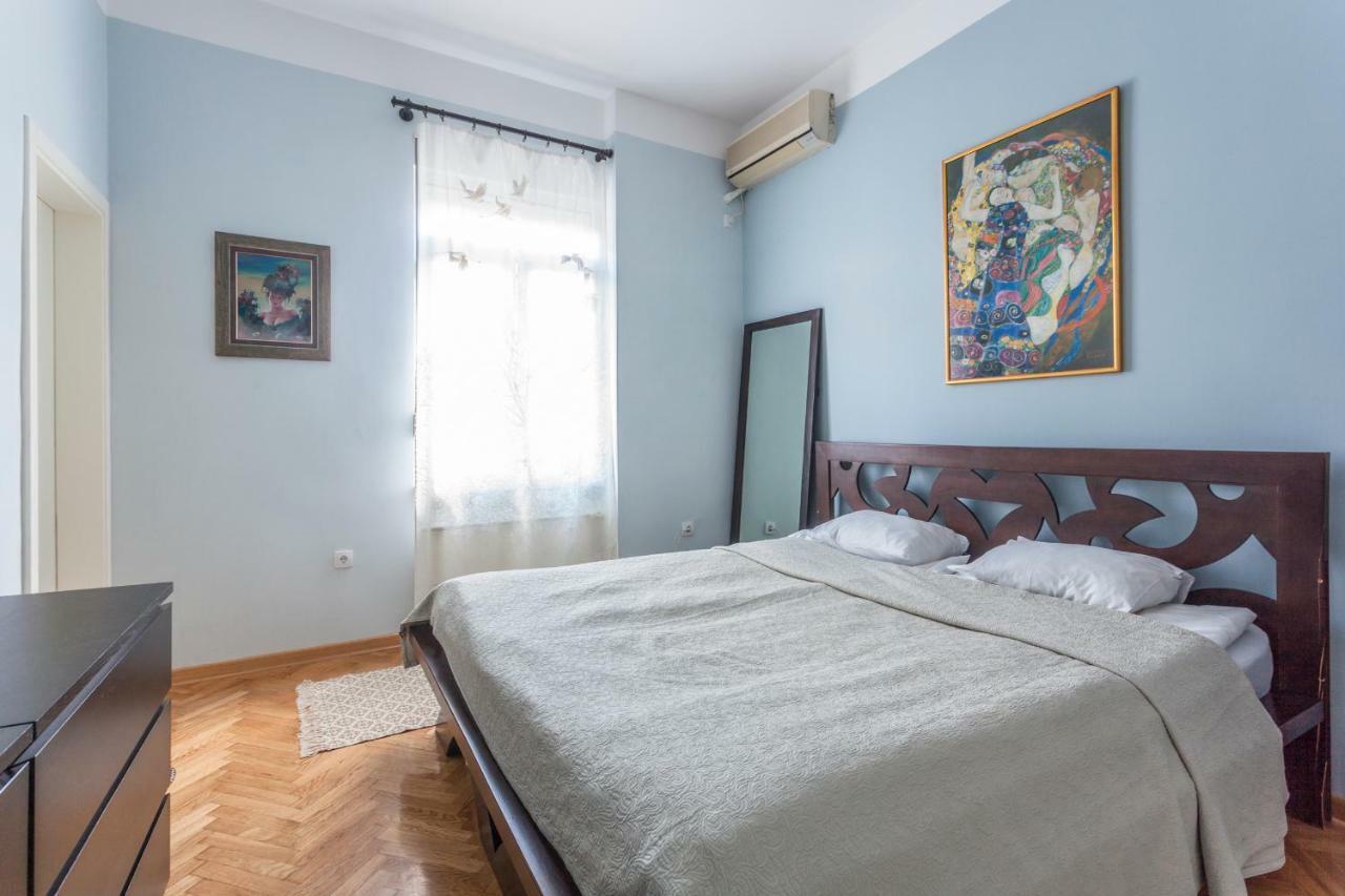 99 Muses Apartments Dordegol Екстер'єр фото