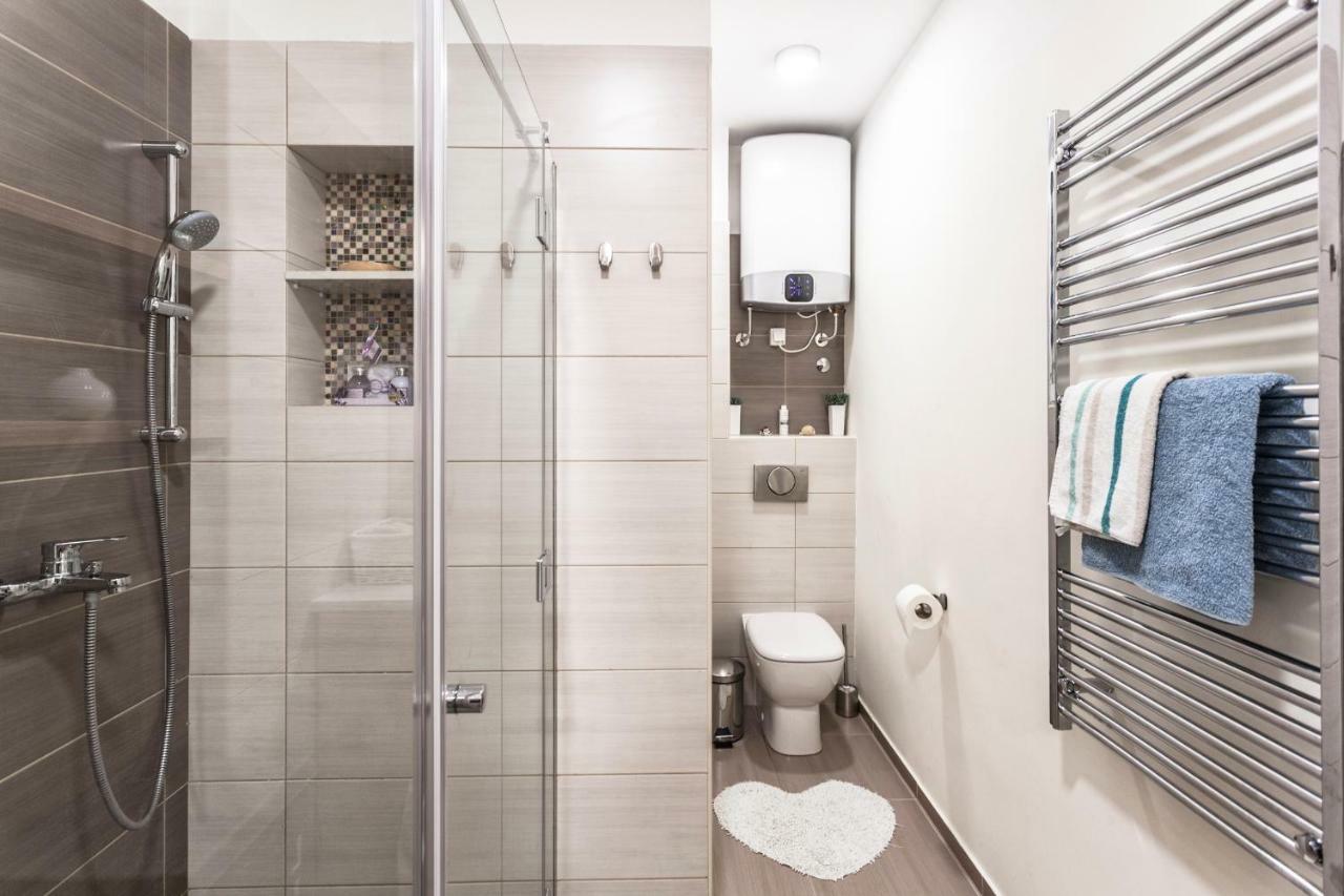 99 Muses Apartments Dordegol Екстер'єр фото